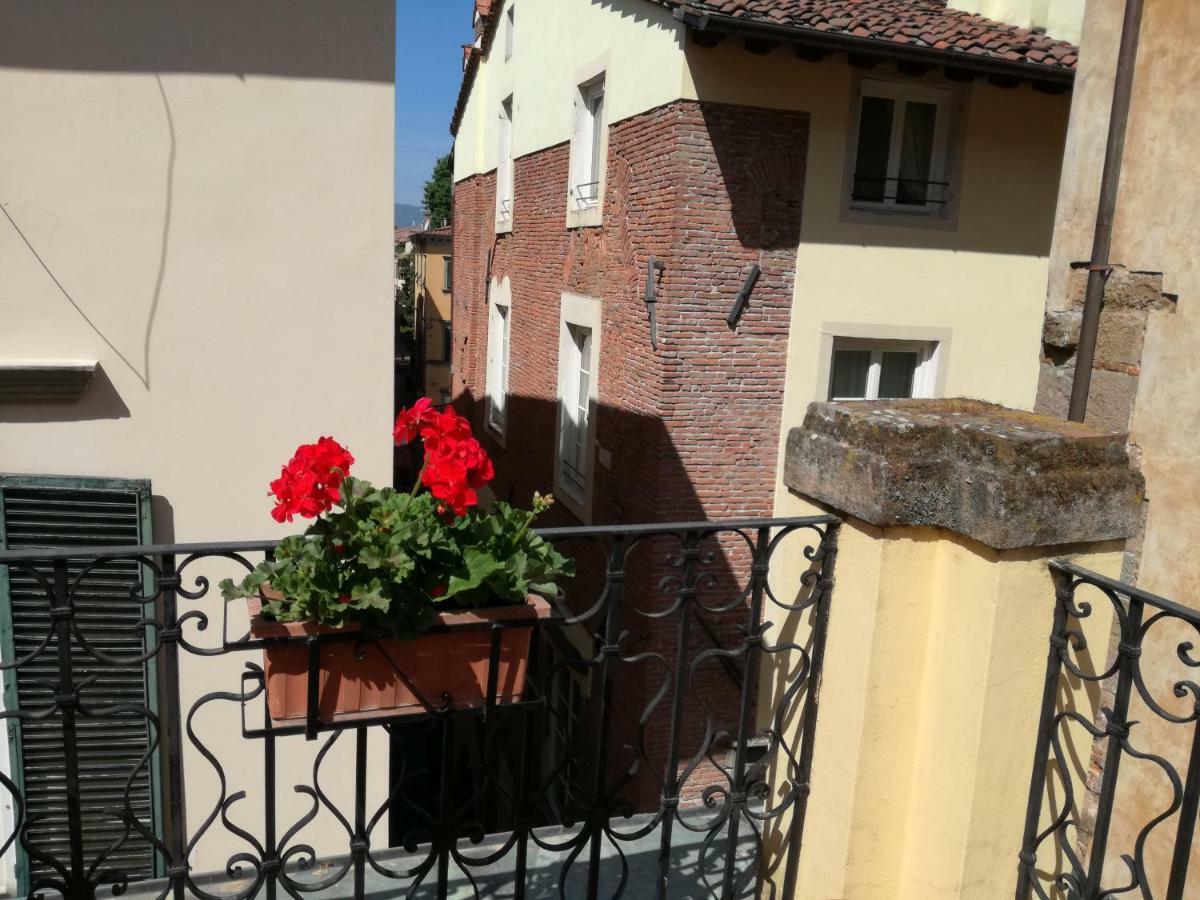 Pietrarosa Apartment Лукка Екстер'єр фото